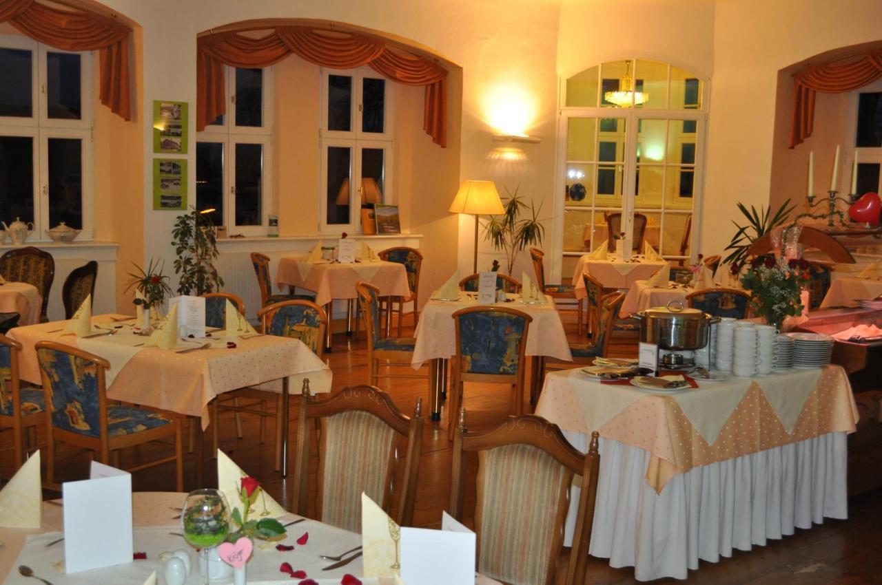 Schlosshotel Am Hainich Behringen  Ngoại thất bức ảnh